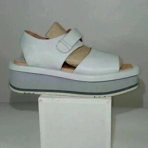 paloma Barcelo size 37 leather sandal